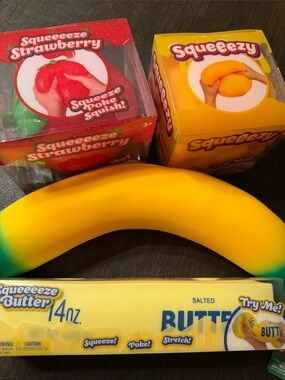 Squeeezy Squeeeeze Banana, Cheese, Strawberry and Butter Squishy Squishi
